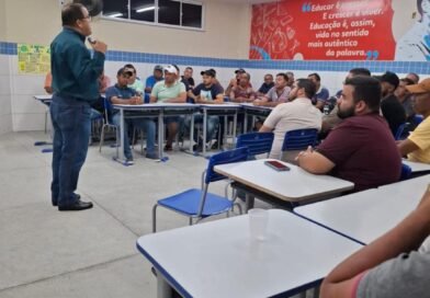 Prefeitura de Glória promove curso de Direção Defensiva para motoristas das secretarias municipais
