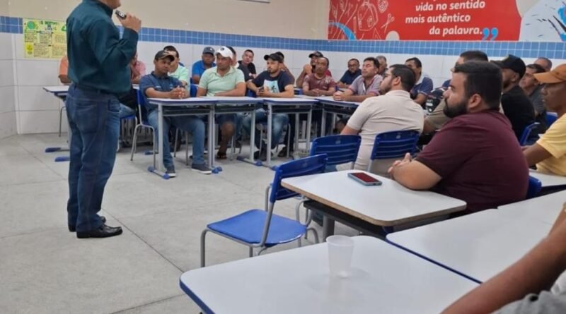 Prefeitura de Glória promove curso de Direção Defensiva para motoristas das secretarias municipais